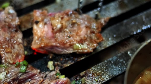 カルビの焼き肉