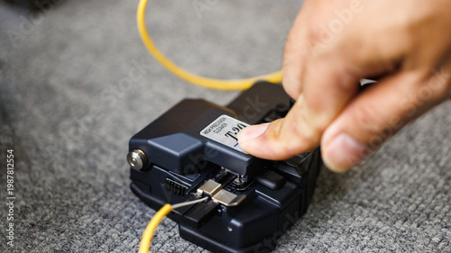 Canvastavla Fiberoptic Fusion Splicing Technician , Internet cable connection, fiber optic fusion splicing machine