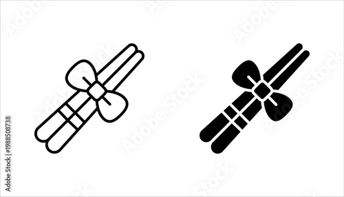 Sujeo linear icon set. Metal chopsticks. Spoon for eating. vector illustration on white background