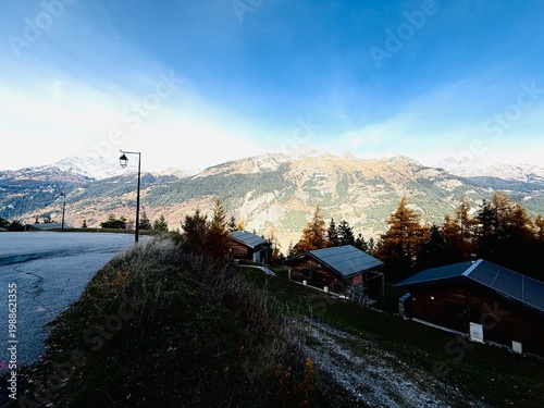 Tableau sur toile Montangne et chalet