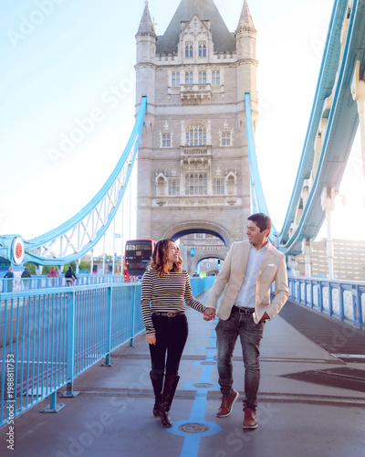 Happy couple spending time together in London city. Concepts about love, lifestyle and travel
