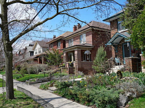 Wallpaper Mural residential street with traditional brick detached houses Torontodigital.ca