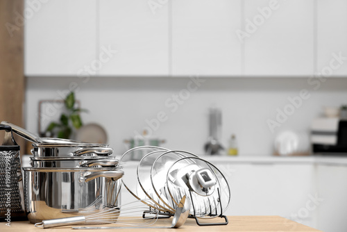 Stainless cooking pots and ...