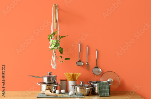 Stainless cooking pots with...