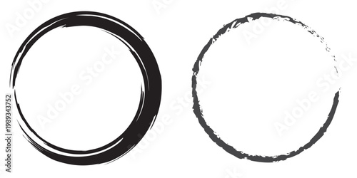 black set of grunge circle photo frame icon. grunge photo frame, white background, EPS10 
