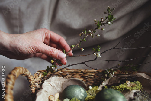 Natural Easter decorations, gently placing the first blooms of spring for a natural Easter display