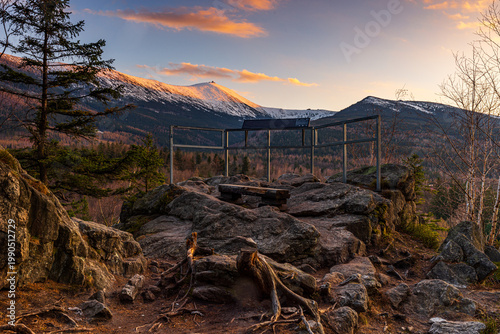 Konstfotografi Scenic mountain viewpoint at sunset in Karkonosze, Poland with snowy peaks, fore