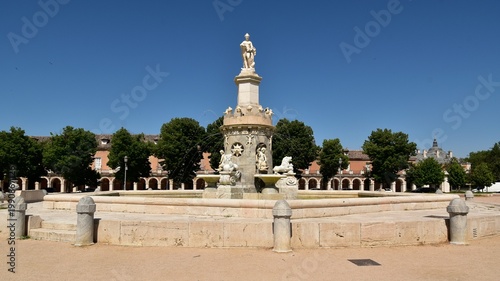 Fotografía La Fontaine de la Mariblanca sur la place Saint-Antoine à Aranjuez en Espagne
