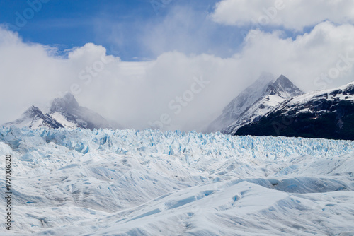 Fotografía Walking on Perito Moreno glacier Patagonia, Argentina