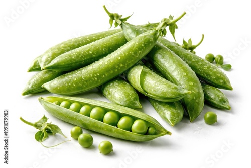 Fresh snap peas ready for e...