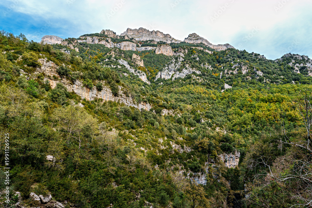 Fototapeta premium Walking through the Anisclo Canyon in Spain. One of the most spectacular landscapes in Aragon, Pyrenees in Spain