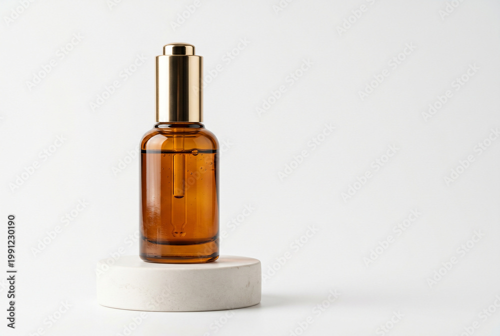 Naklejka premium Luxury Cosmetic Product Mockup on Minimal Pedestal in High Resolution