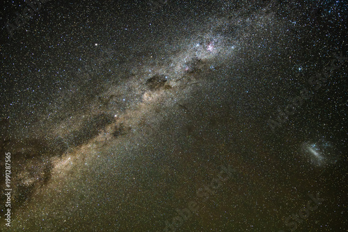 Canvas-taulu A Bright Milky Way Stretching Across the Dark Country Sky