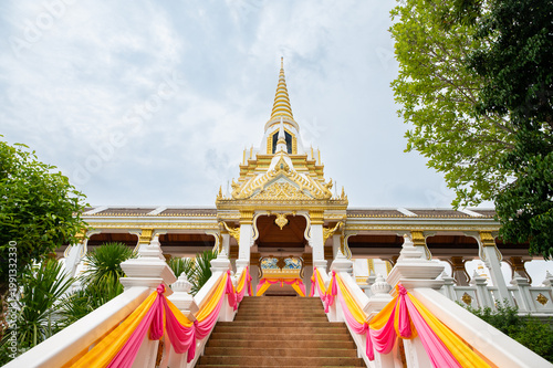 Wat Mahathat Laem Sak, Laem Sak Subdistrict, Ao Luek District, Krabi Province