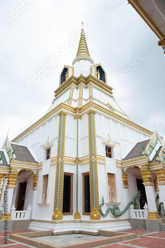 Wat Mahathat Laem Sak, Laem Sak Subdistrict, Ao Luek District, Krabi Province