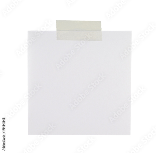 Nota o memo de color blanco con cinta adhesiva