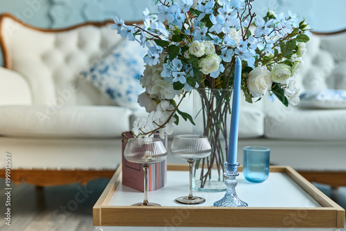 Modern Elegant Living Room Coffee Table Decor