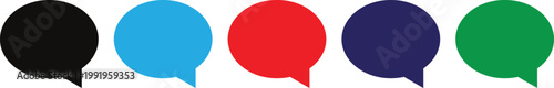 Minimal speech bubble outline icon representing messaging chat communication conversation and social media UI element isolated on transparent background.