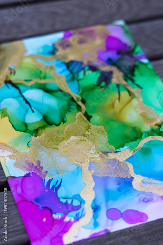 Stunning Abstract Fluid Art with Gold and Navy Swirls, Modern Design and Elegant Metallic Texture