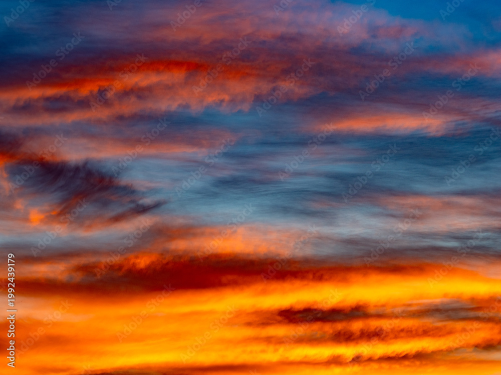 Fototapeta premium Bunter Himmel bei Sonnenuntergang