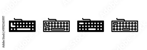 Keyboard icon vector illustration. keyboard sign and symbol