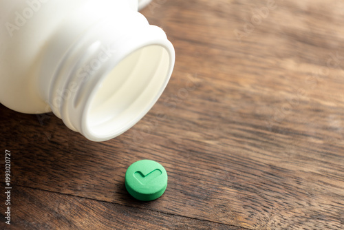 Good pill. Green pill with white bottle