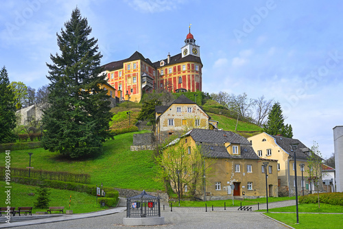 Billede på lærred The state castle Jansky Vrch, former baroque residence of Bishop, the accessible