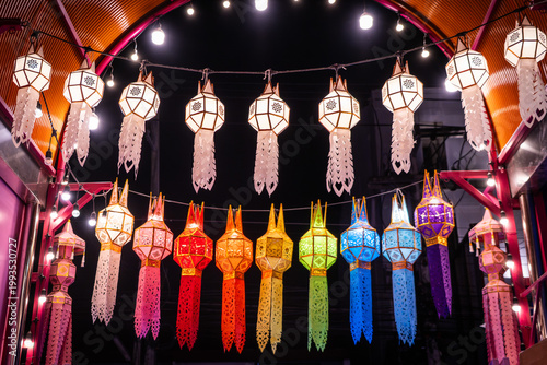 Foto Colorful Hanging Thai Lanterns Red Orange Blue Yi Peng Festival