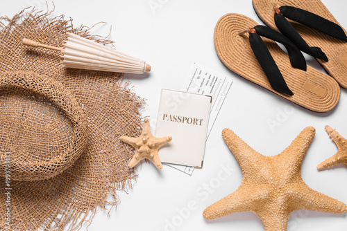 Starfishes, beach accessori...