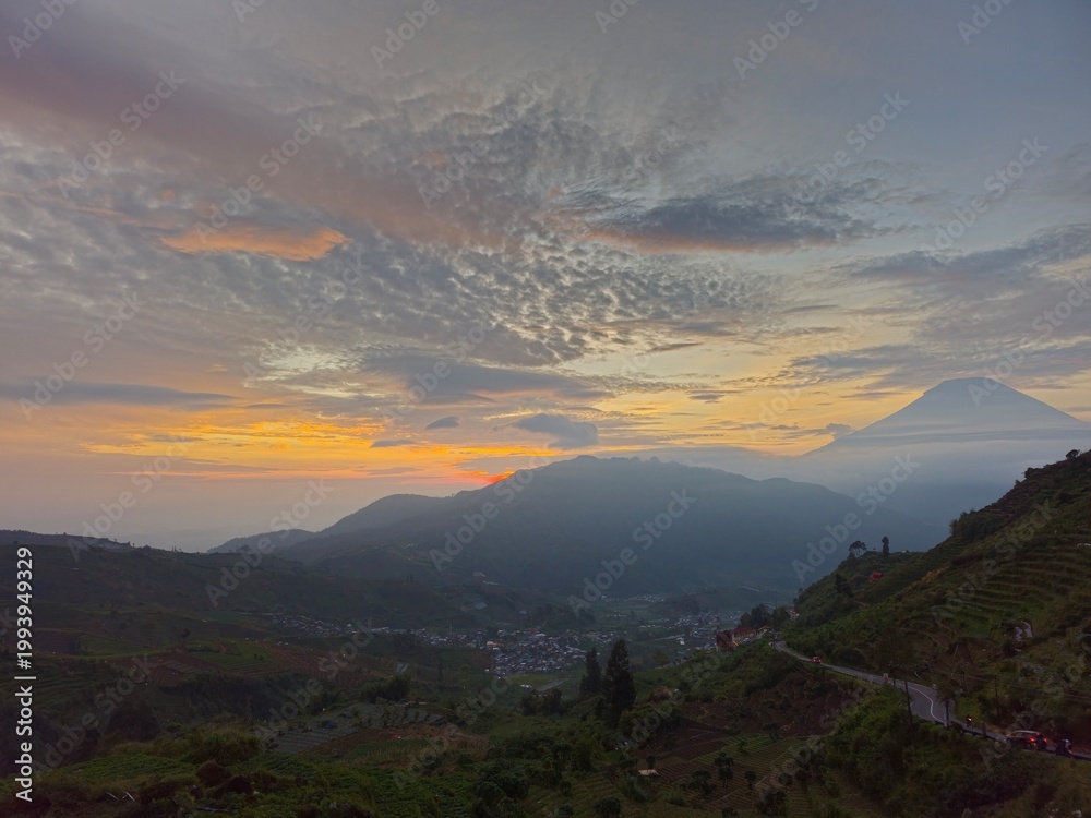 Obraz premium Sunrise in the Mountains at Dieng, Wonosobo