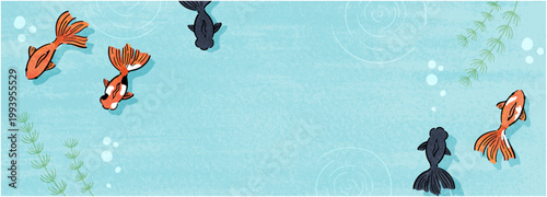 水色テクスチャの水中空間に金魚を散らした横長サマーバックグラウンド（爽やかで涼しげな暑中見舞い向けイラスト）
