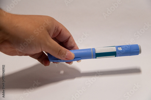 Semaglutide injection pen for diabetes and weight loss treatment