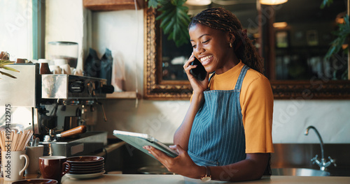 Canvastavla Barista, phone call and woman with tablet in cafe for stock order, contact supplier or talking