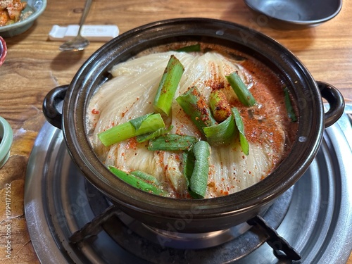 묵은지 갈비전골