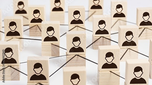 Building effective organizational network structures for enhanced connectivity and collaboration