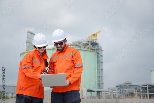 The petroleum engineering team is planning the transportation of liquefied natural gas (LNG) by ship due to the war situation.