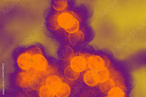 Bright spheres of early spring in Italy,April 17,2026.