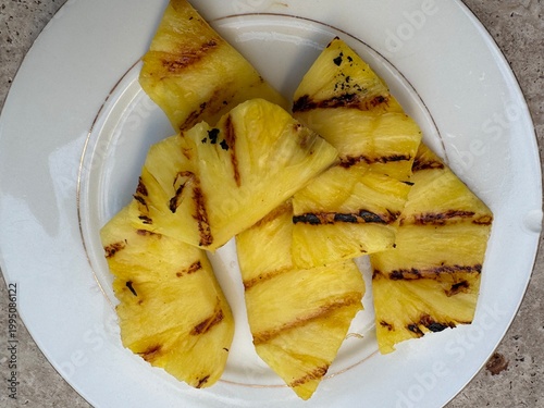 Grilled Pineapple Dessert 