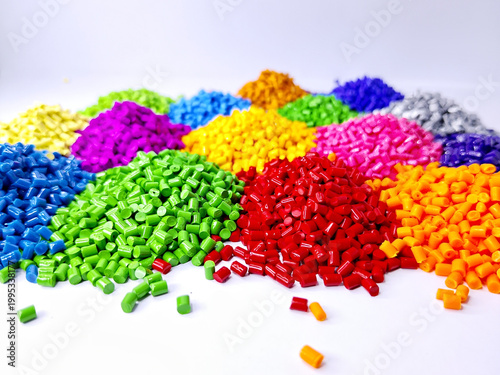 Photos Masterbatch and Polymer Pellets HDPE, LDPE, PP, ABS Granules for Industrial Manufacturing