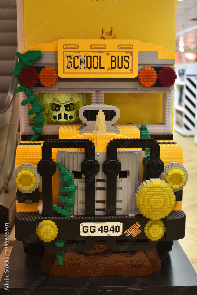 Fototapeta premium School bus made of Lego bricks