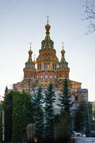 Quadro su tela View of the Peter and Paul Cathedral
Russia, Peterhof