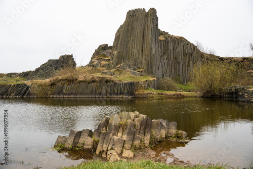 Das Naturdenkmal Panska skala bei dem Ort Kamenický Šenov in Tschechien 4