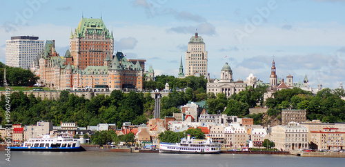 Tablou pe pânză QUEBEC CITY CANADA: Chateau Frontenac is a grand hotel