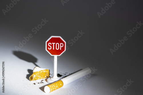 Tableau sur toile stop signs and stubs with ash