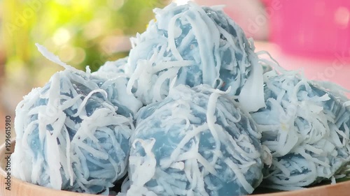 Thai steamed dumplings with filling