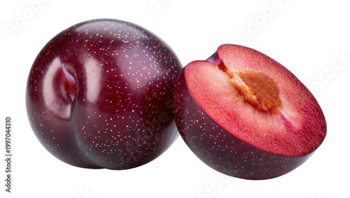 Fotografía Dark purple plums with halved fruit showing juicy flesh