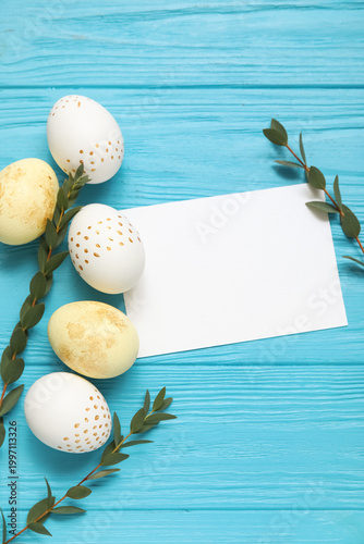 Blank card with painted Eas...