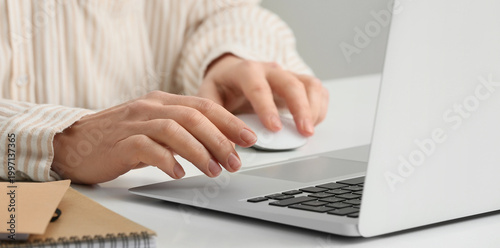 Young female programmer wor...