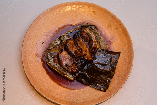 Delicious lotus leaves and beef
