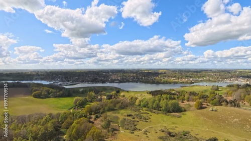 фотографія Suffolk Serenity: Elevated View of the River Deben and Woodbridge Skyline